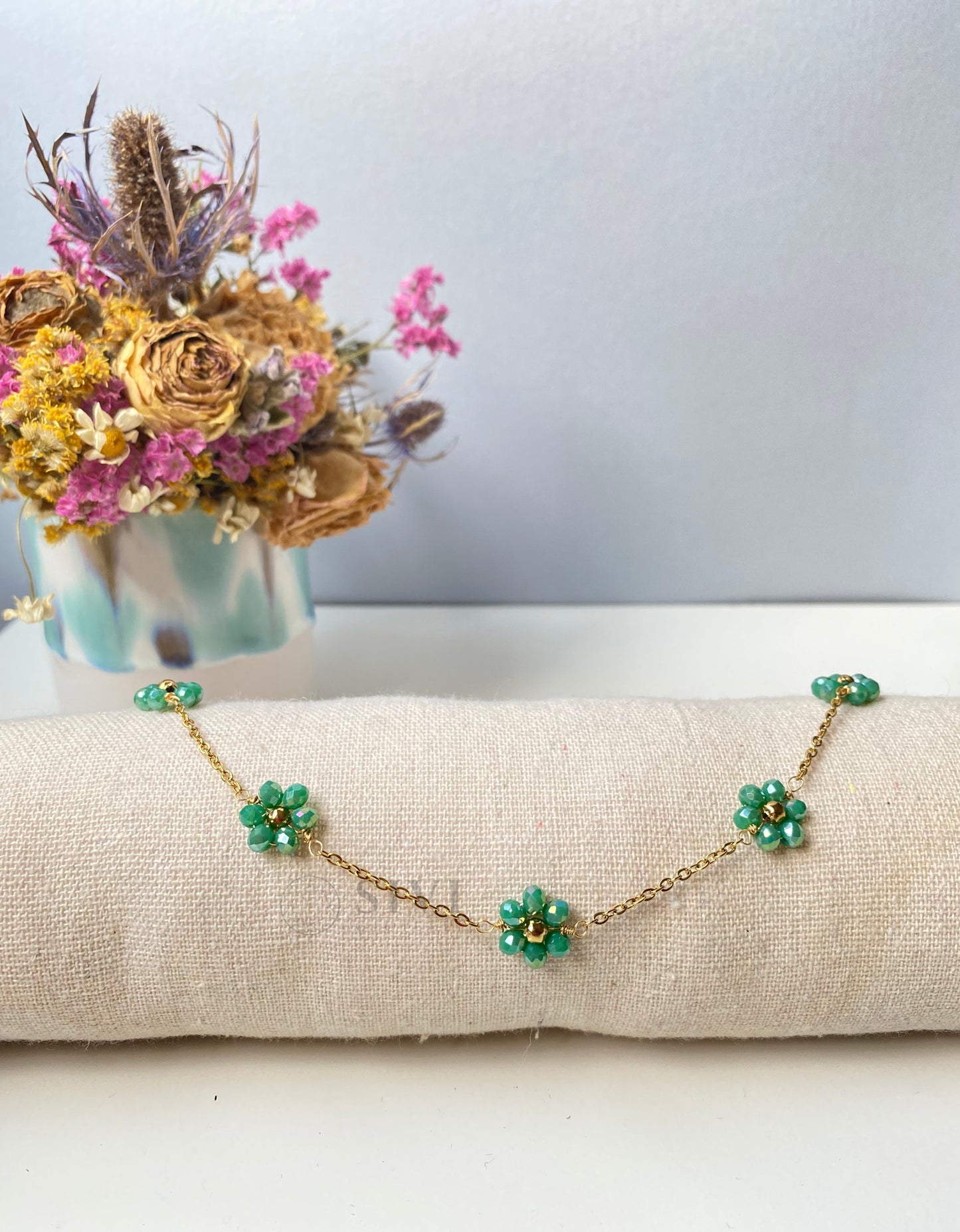 Collana girocollo margherite verdi